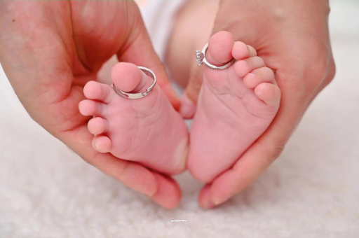 代怀包生男孩医院怀孕初期持续低烧