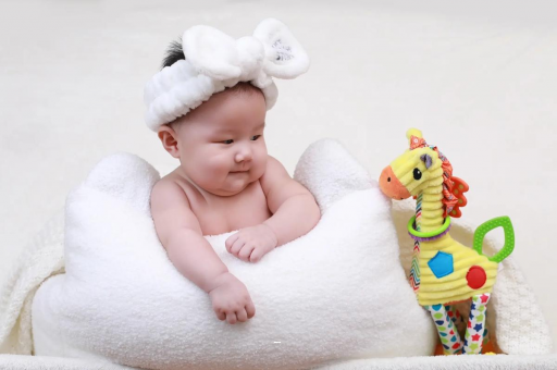 代怀包生男孩医院宝宝半夜咳嗽